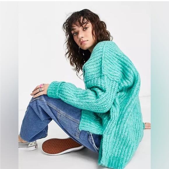 Free People Blue Bell Electric Teal Green Oversized Fuzzy Knit Sweater - Picture 2 of 11